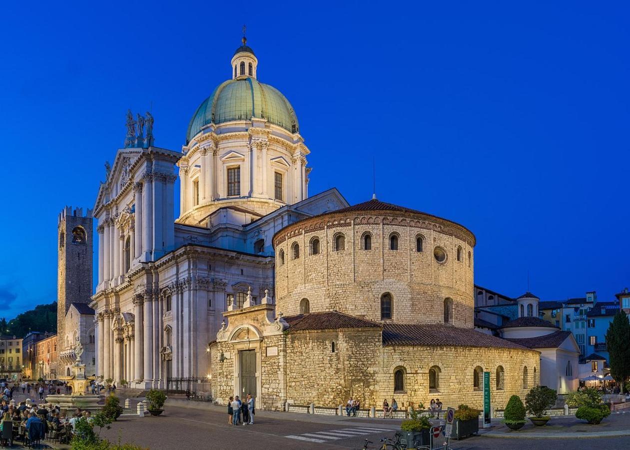 Blue Lodge Брешия Экстерьер фото